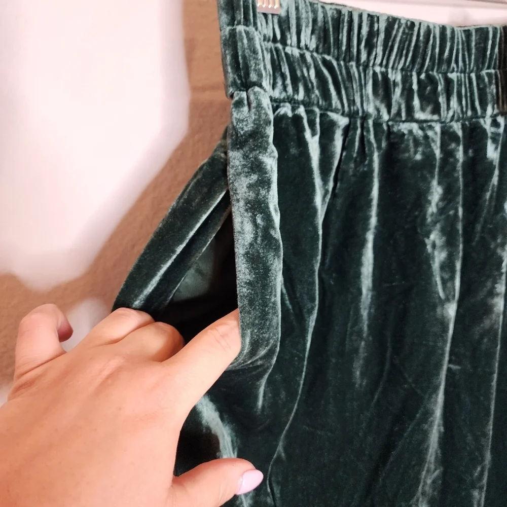 NWT J. Crew‎ Crushed Velvet Green pullon midi skirt pockets size medium